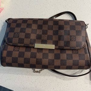 Louis vuttion bag date code DU2156
